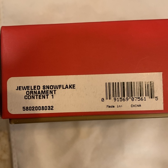 Wedgwood Gold Snowflake Christmas Tree Ornament in box - Picture 2 of 6